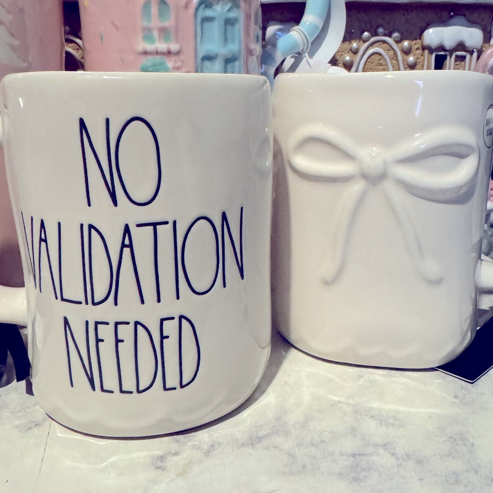 2 Rae Dunn Artisan No Validation Needed Coquette Bow Mugs New